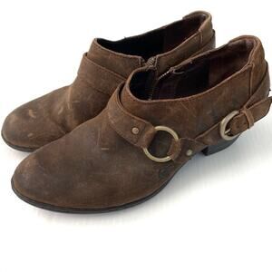 Born Zowy short bootie style shoes with harness strap detail brown size 8.5